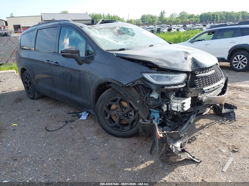 Vin: 2c4rc1s7xrr102777, lot: 45754864, chrysler pacifica hybrid premium s appearance pkg 2024 img_1