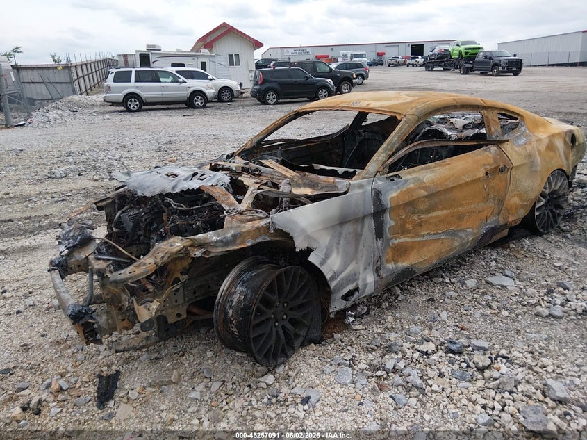 2020 FORD MUSTANG auction photo 6