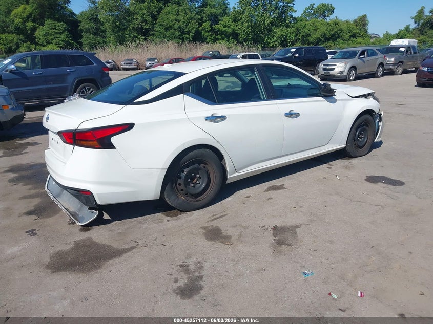 2020 NISSAN ALTIMA auction photo 4