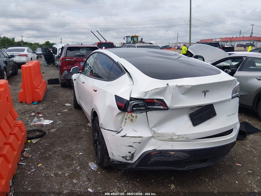 Vin: 7saygaee6rf157042, lot: 45754974, tesla model y long range dual motor all-wheel drive 20243