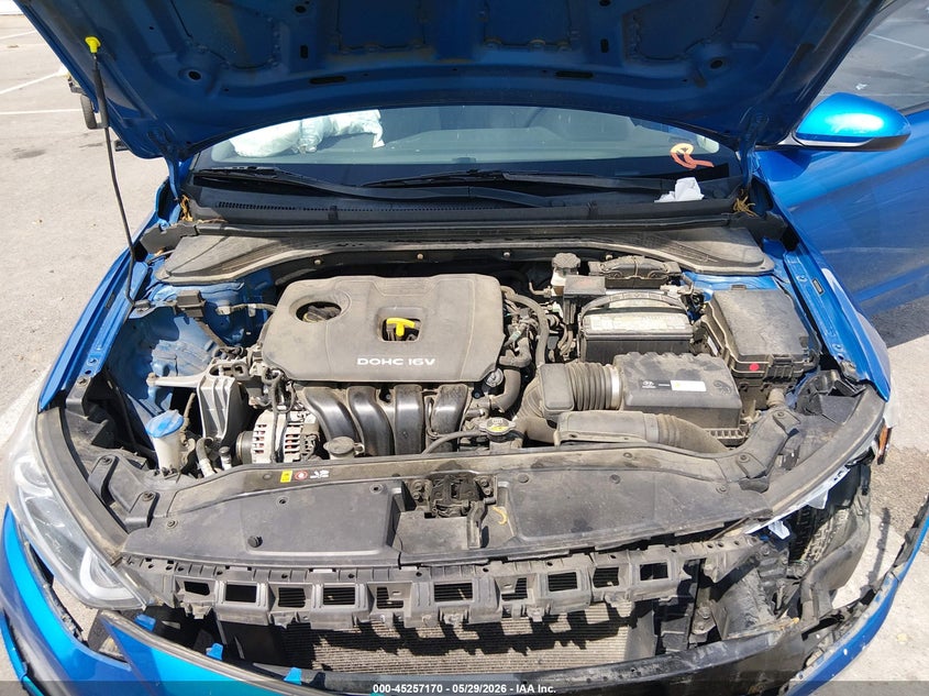 VIN 5NPD74LF0JH323084 2018 HYUNDAI ELANTRA SE