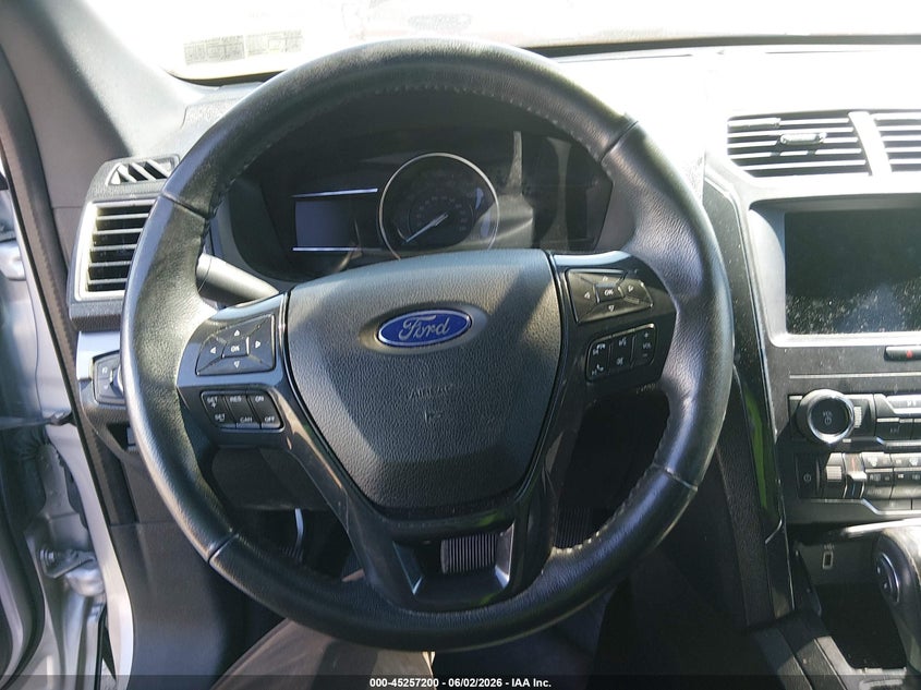 FORD EXPLORER 2018 VIN 1FM5K8D82JGB91195