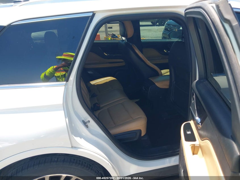 2020 Lincoln Corsair Reserve VIN: 5LMCJ2C92LUL10205 Lot: 45257202