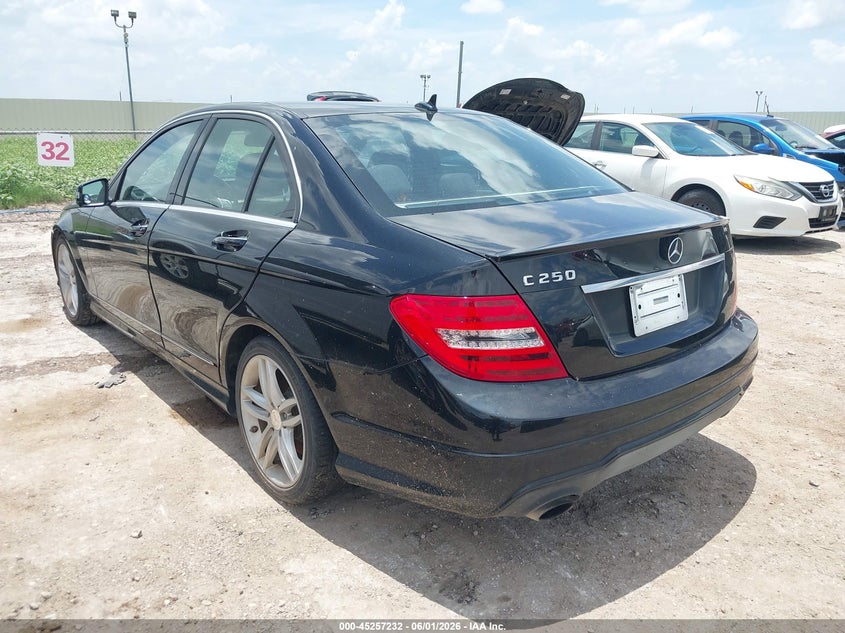 2012 Mercedes-benz 1.8 C 250 Sport black Lot 111045257232 Vin WDDGF4HB5CR203062