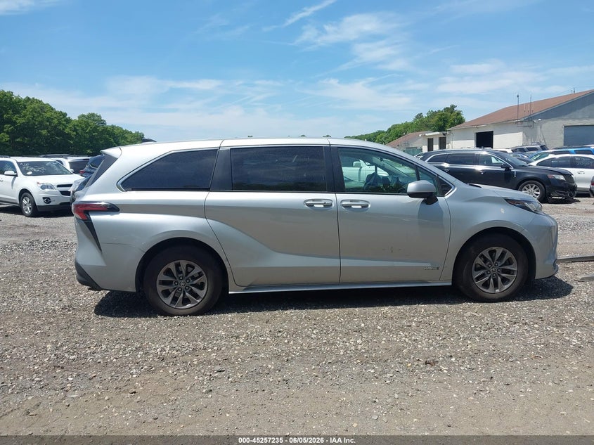2021 Toyota Sienna Le VIN: 5TDKSKFC8MS006227 Lot: 45257235