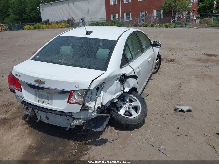 2016 CHEVROLET CRUZE LIMITED auction photo 4