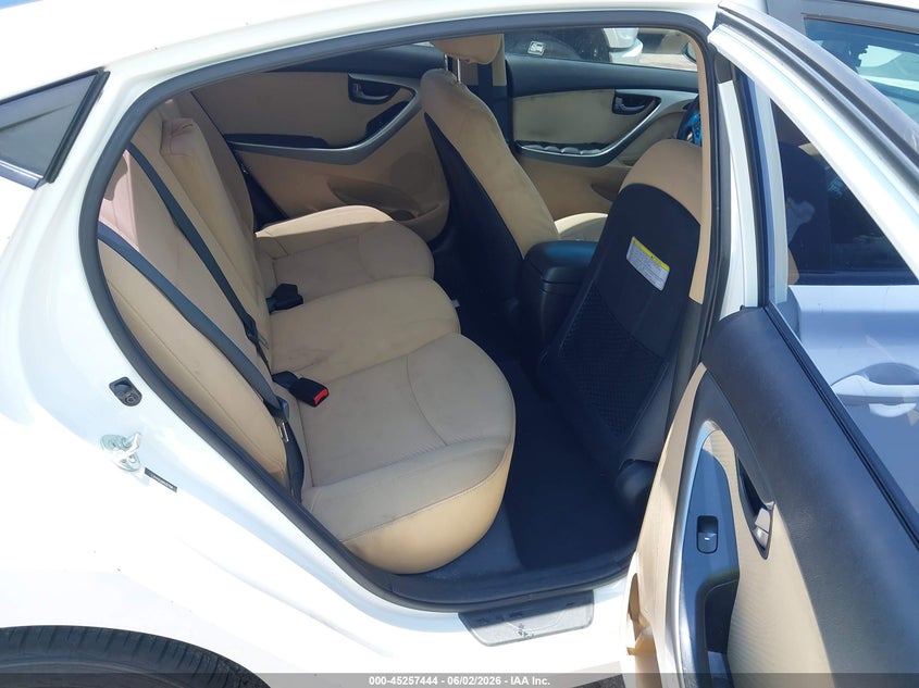 AtlanticExpress - Hyundai Elantra