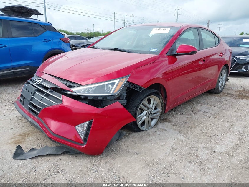 2020 HYUNDAI ELANTRA auction photo 2