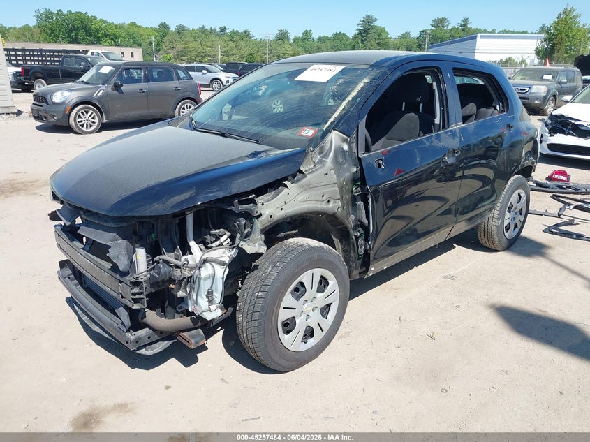 2018 CHEVROLET TRAX auction photo 2