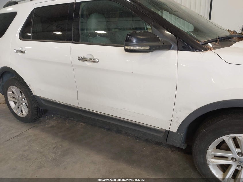 2011 Ford Explorer 3.5 Xlt white Lot 111045257490 Vin 1FMHK8D83BGA88673