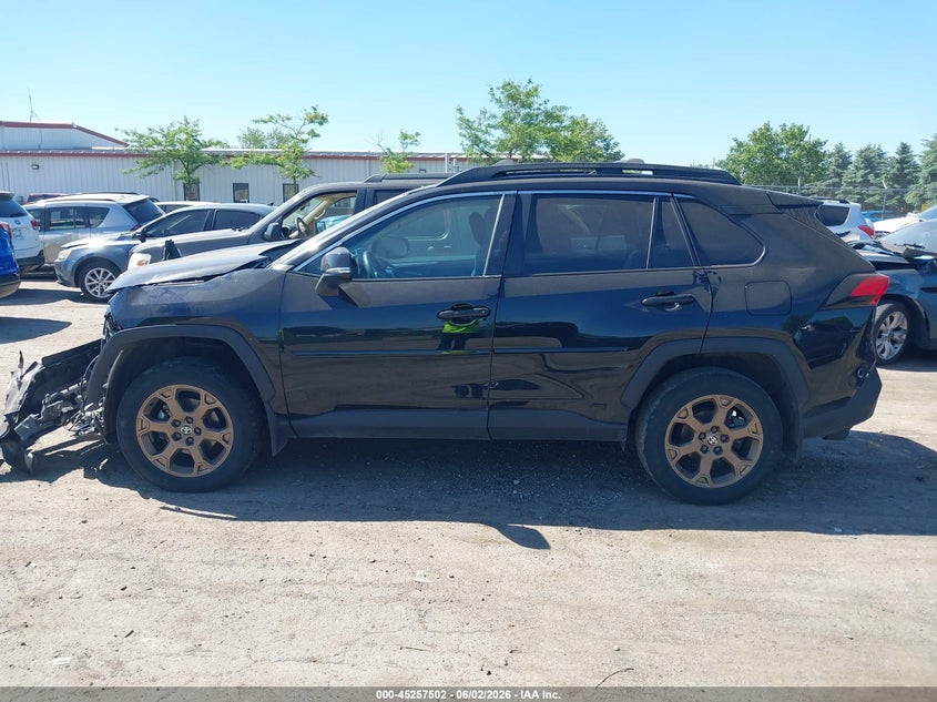 VIN 2T3UWRFV1RW200692 2024 TOYOTA RAV4 HYBRID WOODLAND EDITION