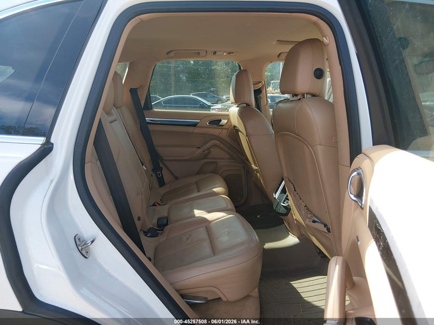 2014 Porsche Cayenne S VIN: WP1AB2A24ELA58630 Lot: 45257508