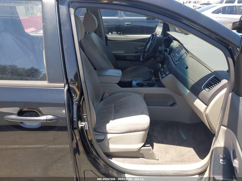 2015 KIA SEDONA VAN 3.3L V-6 DI, DOHC, VVT, 276HP