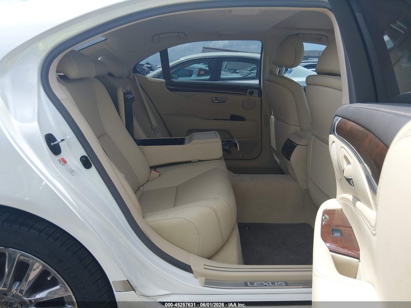 2017 LEXUS LS 460 auction photo 8