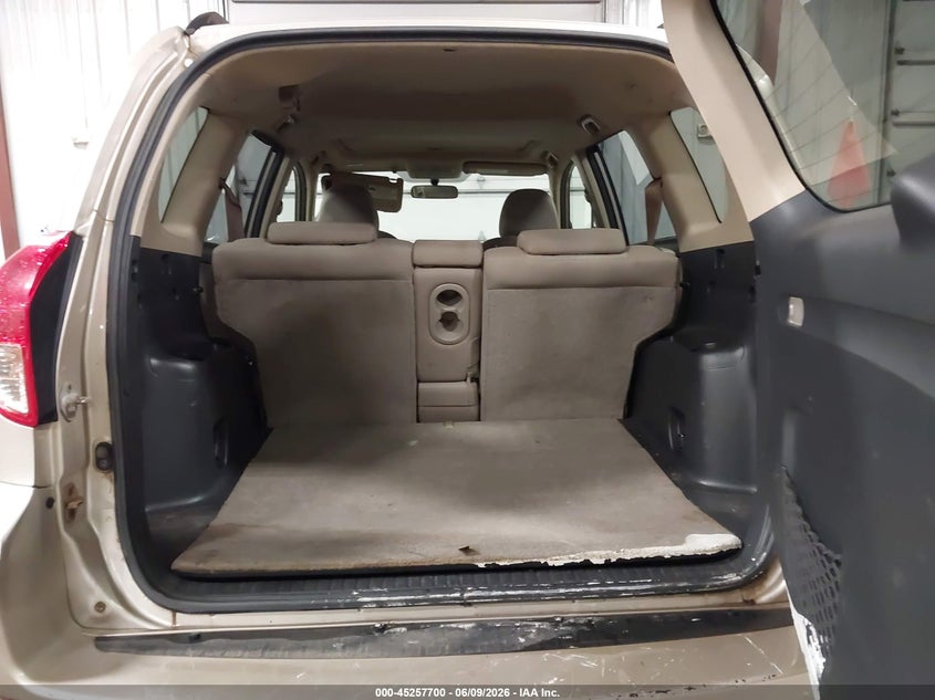 AtlanticExpress - Toyota RAV4