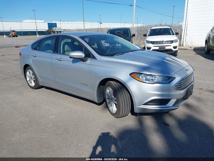 Vin: 3fa6p0uu2jr254304, lot: 45755584, ford fusion hybrid s 2018 img_1