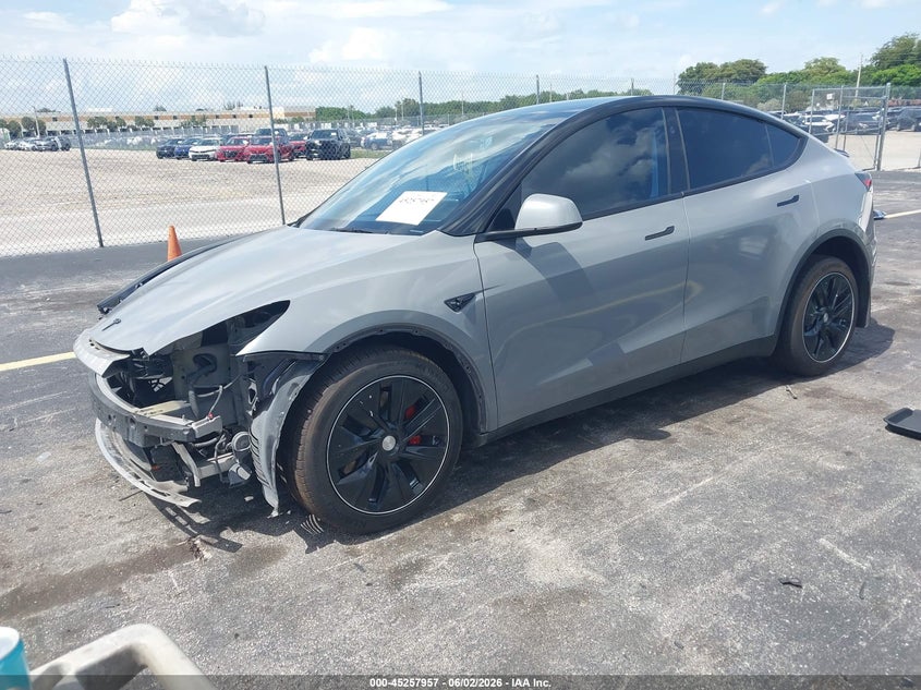 Vin: 7saygded5rf087509, lot: 45755777, tesla model y long range single motor rear-wheel drive/rwd 20242