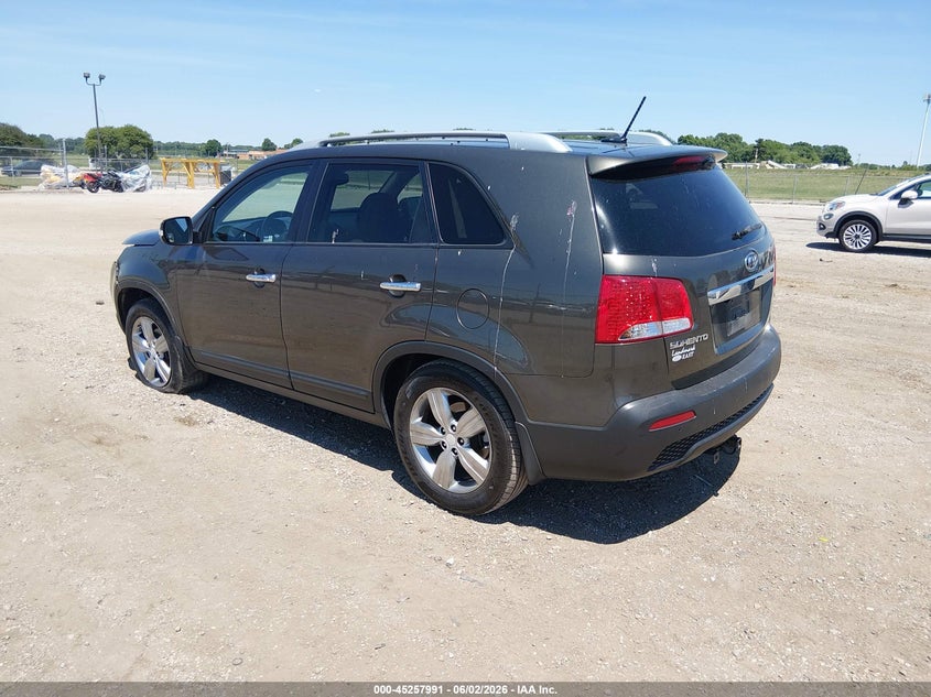Vin: 5xyku4a69dg313250, lot: 45755811, kia sorento ex 20133