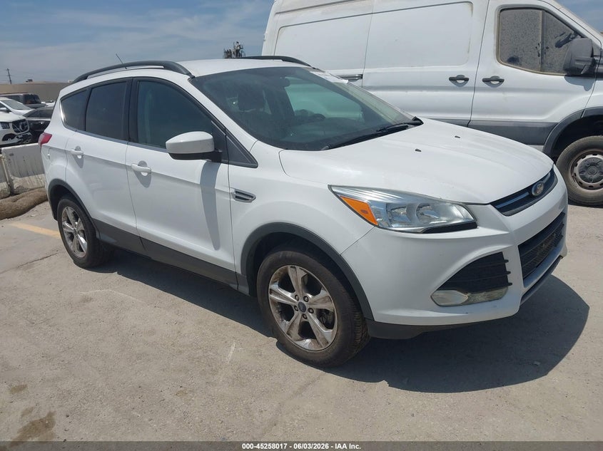 Vin: 1fmcu9gx7fua82377, lot: 45755837, ford escape se 2015 img_1