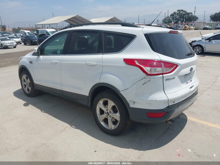 Vin: 1fmcu9gx7fua82377, lot: 45755837, ford escape se 20153