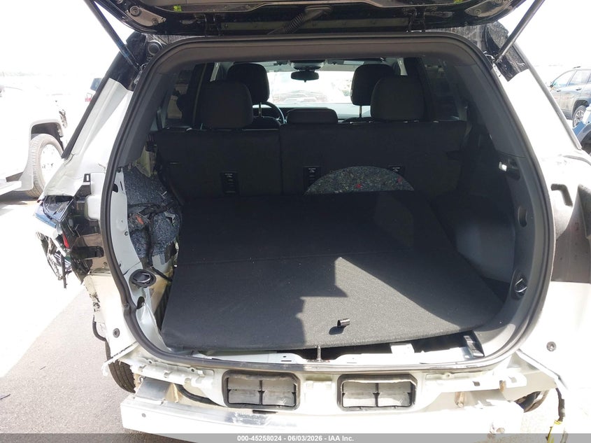 GMC TERRAIN 2026 VIN 3GKALUEG7TL368373