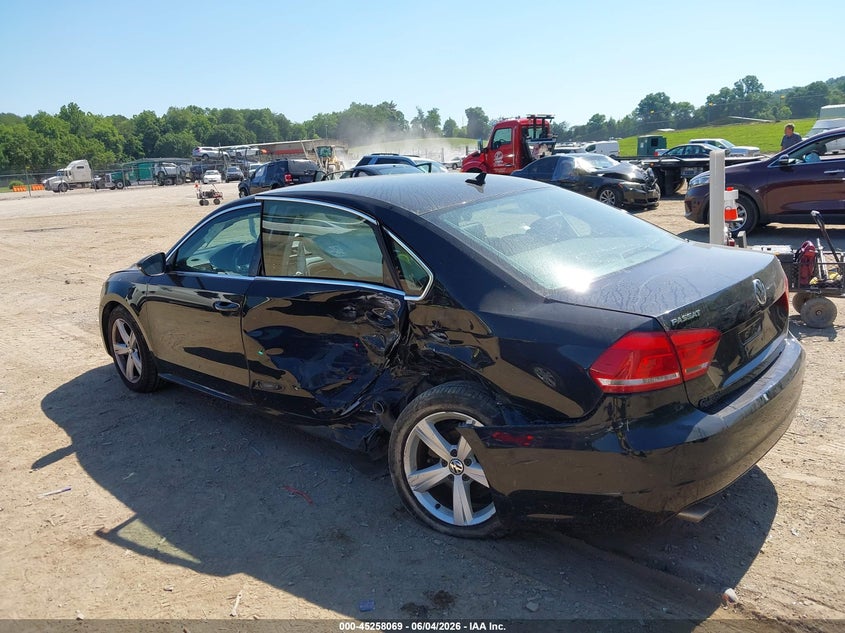 2012 VOLKSWAGEN PASSAT auction photo 3