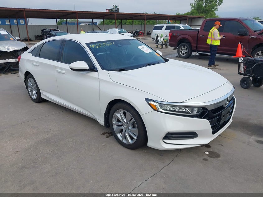 Vin: 1hgcv1f18la152032, lot: 45755947, honda accord lx 2020 img_1