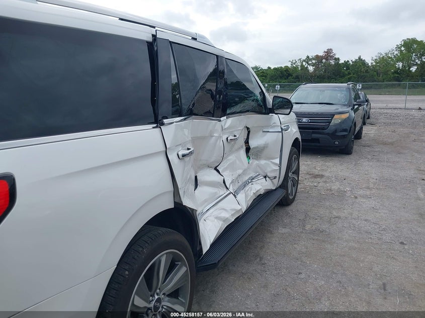 2019 Lincoln Navigator Select VIN: 5LMJJ2JT1KEL13398 Lot: 45258157