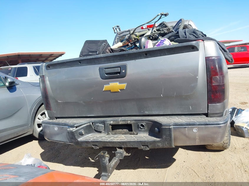 2012 Chevrolet Silverado 5.3 1500 Lt grey Lot 111045258177 Vin 3GCPKSE70CG283462