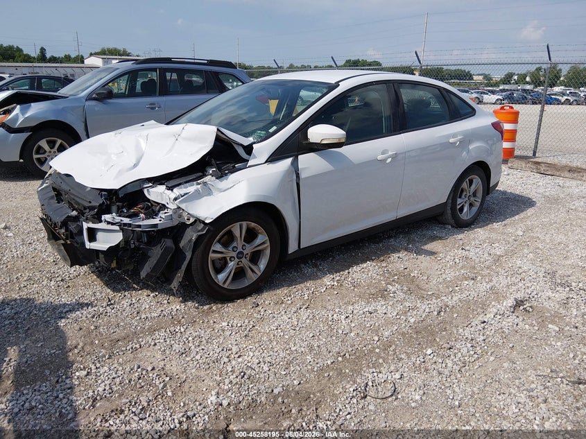 Vin: 1fadp3f29el400772, lot: 45756015, ford focus se 20142