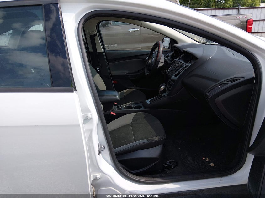 2014 Ford Focus Se VIN: 1FADP3F29EL400772 Lot: 45258195