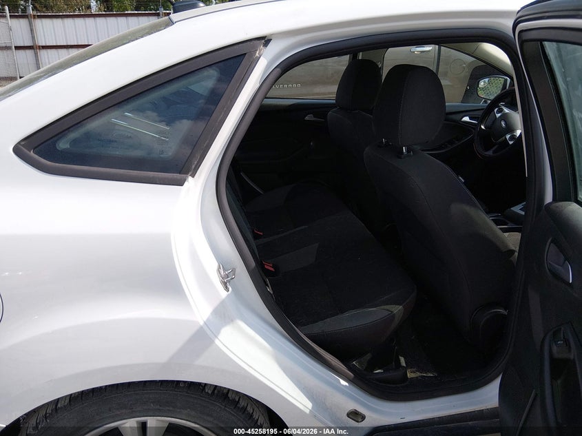 2014 Ford Focus Se VIN: 1FADP3F29EL400772 Lot: 45258195