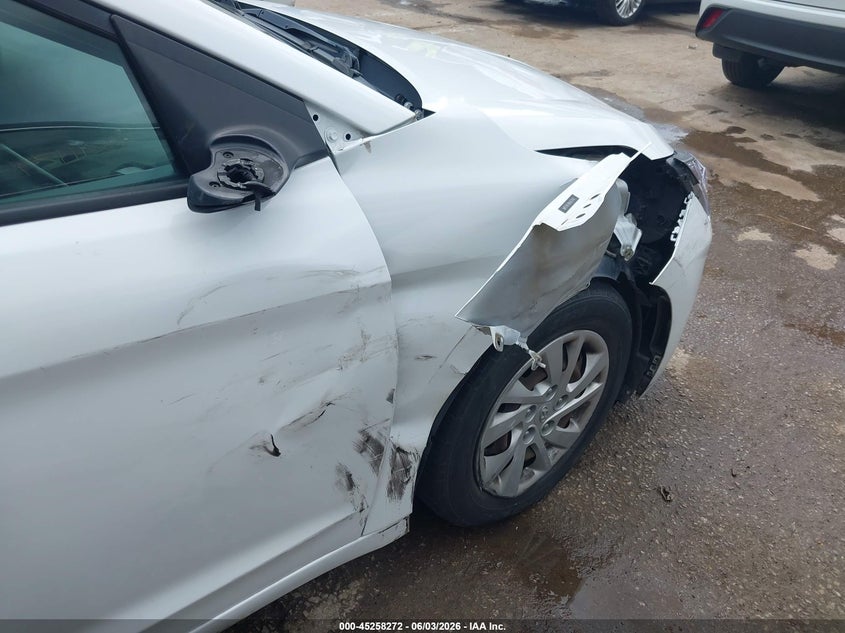 2019 Hyundai Elantra Se VIN: 5NPD74LF8KH437416 Lot: 45258272
