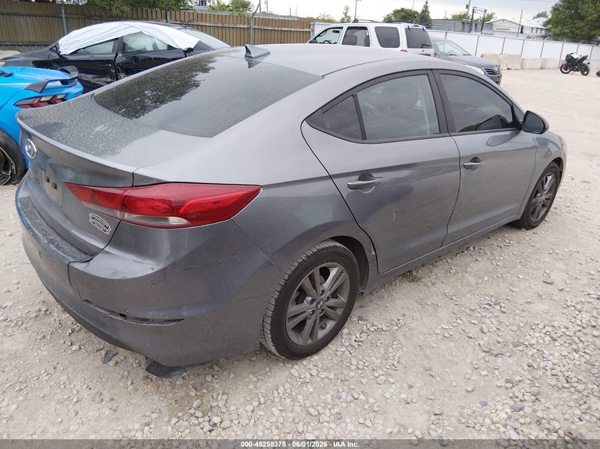 VIN 5NPD84LF0JH250943 2018 HYUNDAI ELANTRA SEL