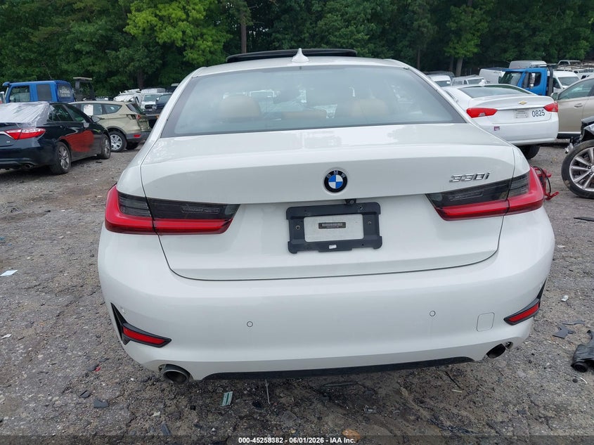 VIN: WBA5R1C5XKFH11360 2019 BMW 330I