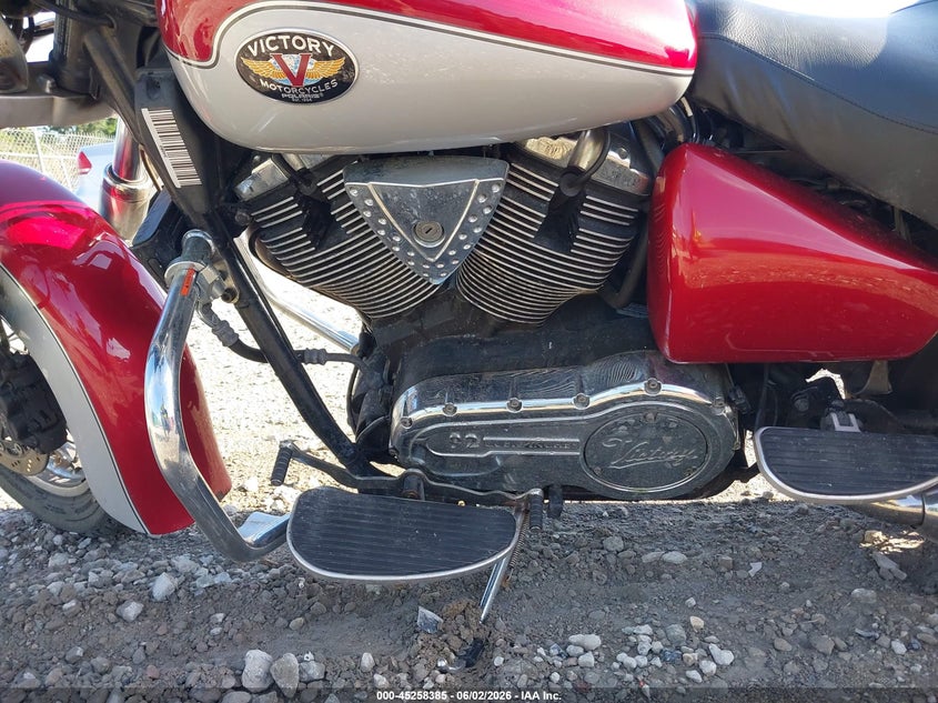 2003 Victory Motorcycles Deluxe Touring VIN: 5VPTD16D323002054 Lot: 45258385