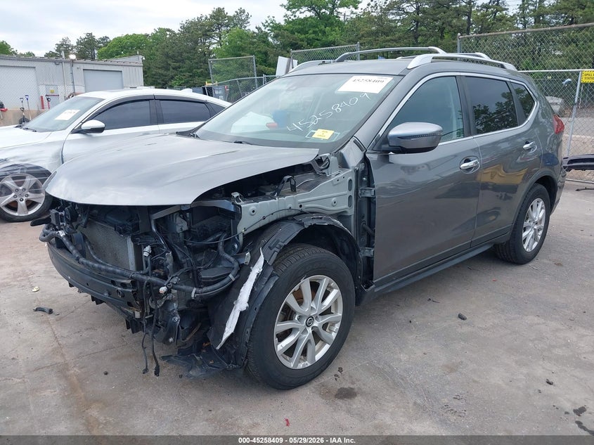 KNMAT2MV0KP558096 2019 NISSAN ROGUE SV photo 1