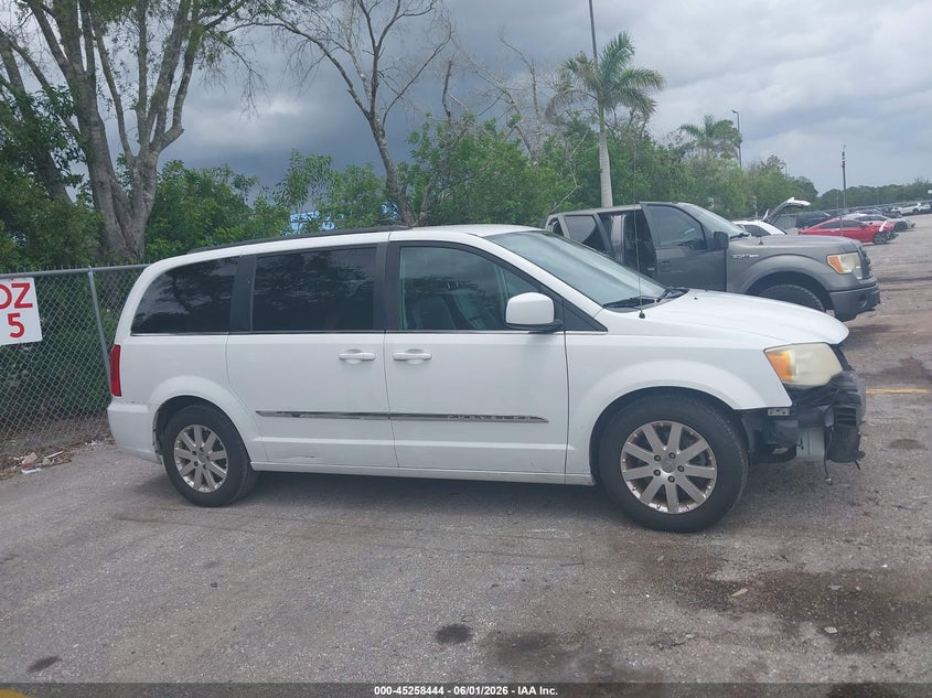2014 Chrysler Town & Country Touring VIN: 2C4RC1BG7ER256731 Lot: 45258444