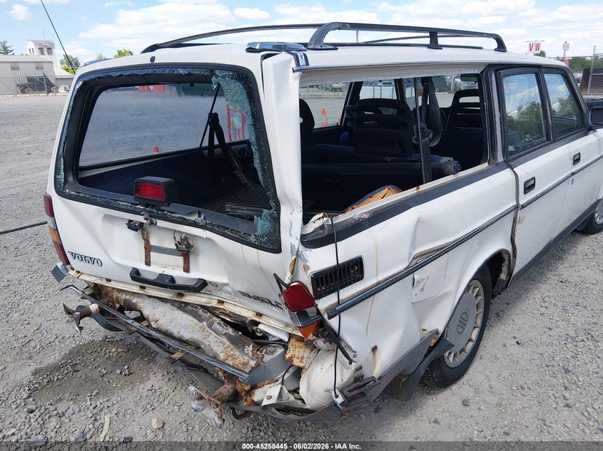 1990 Volvo 240 Dl VIN: YV1AA8853L1849564 Lot: 45258445