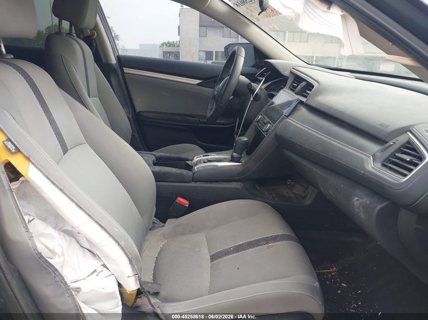 VIN 2HGFC2F70HH577511 2017 HONDA CIVIC EX