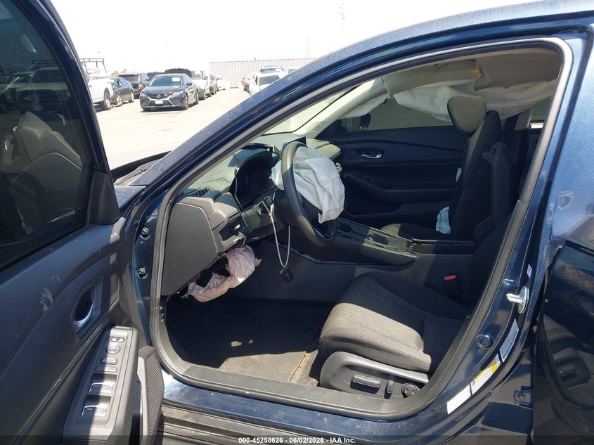 2024 HONDA ACCORD auction photo 5