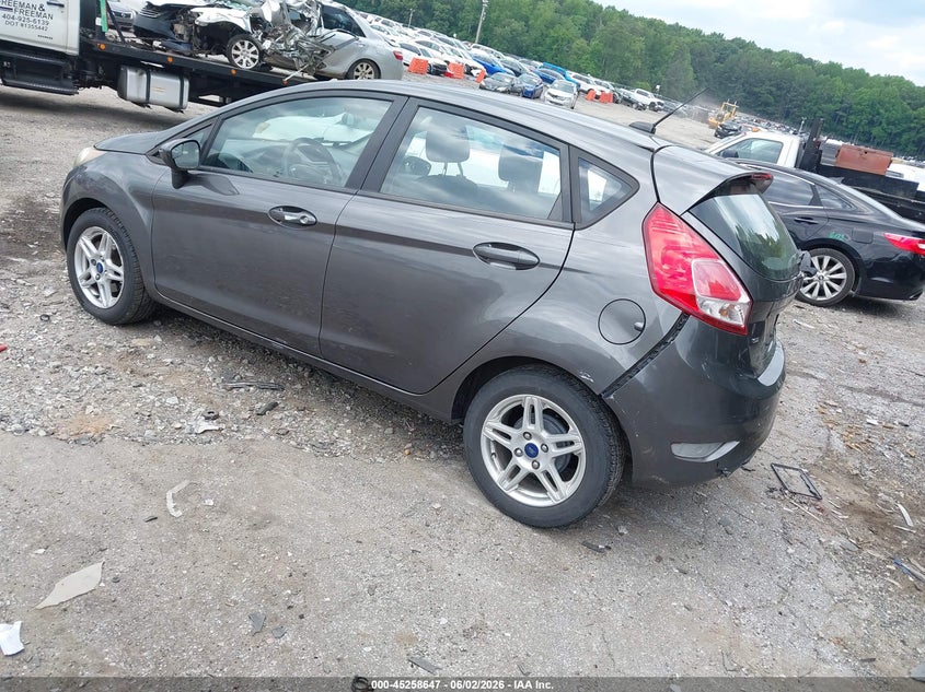 Vin: 3fadp4ej2hm147022, lot: 45756467, ford fiesta se 20173