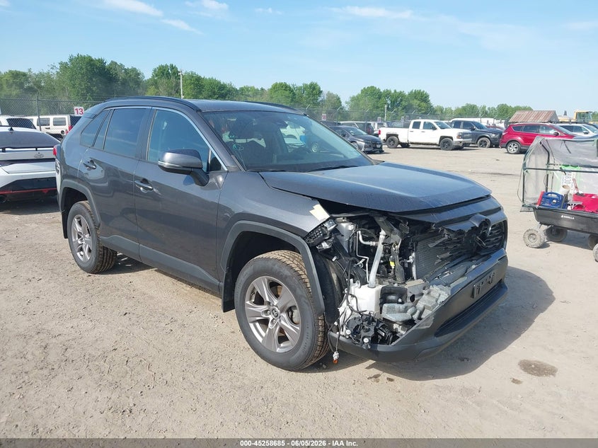 Vin: 2t3p1rfvxnc284017, lot: 45756505, toyota rav4 xle 2022 img_1