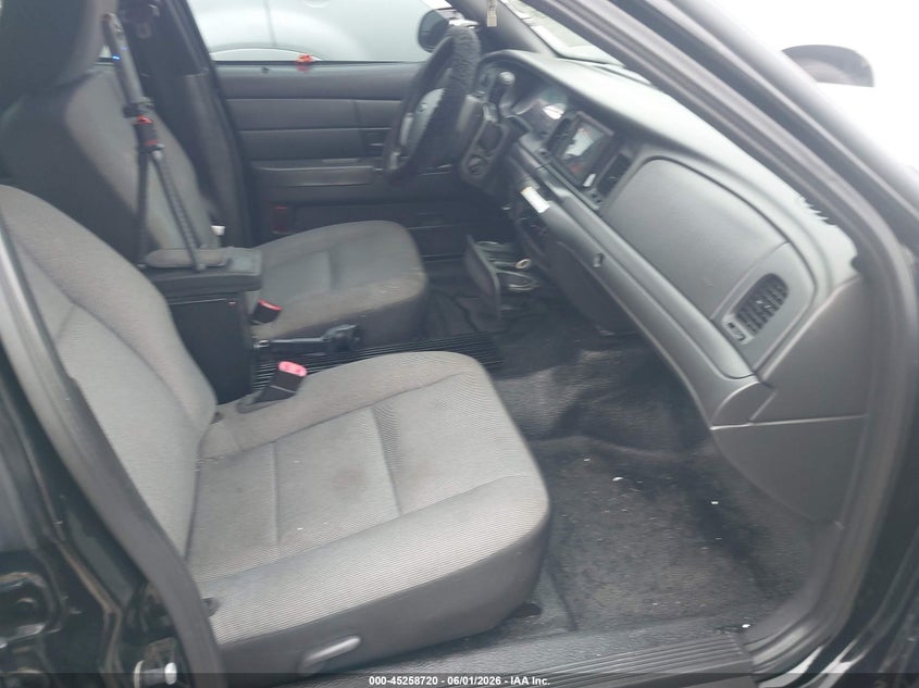 FORD CROWN VICTORIA 2011 VIN 2FABP7BV3BX120455