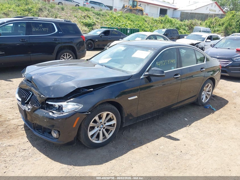 2016 BMW 528I auction photo 2