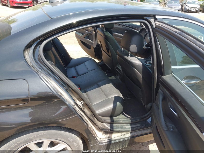 2016 BMW 528I auction photo 8