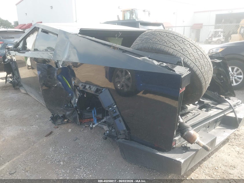 Vin: 7g2cehed4sa076067, lot: 45756637, tesla cybertruck all-wheel drive 20253