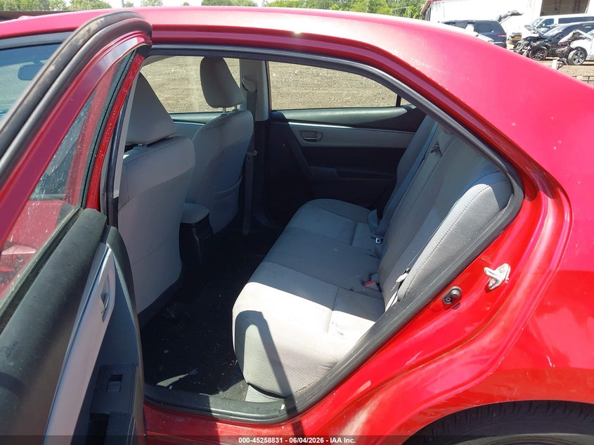 2015 TOYOTA COROLLA auction photo 8