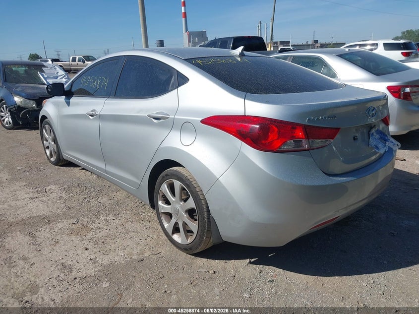 2013 HYUNDAI ELANTRA auction photo 3