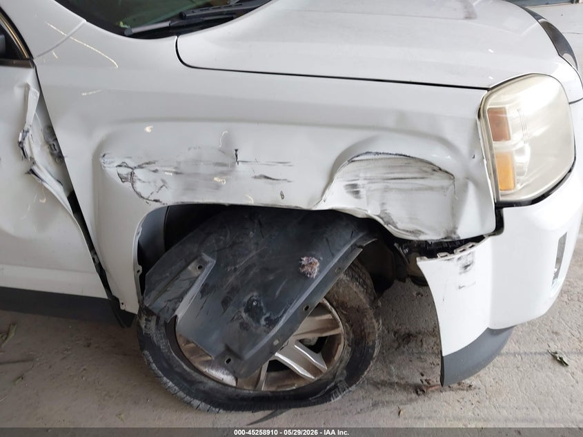 2010 GMC TERRAIN auction photo 6
